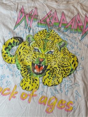 Def Leppard Rock of Ages Graphic T-Shirt size large SL 50